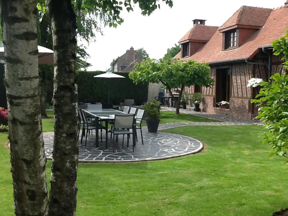 Les Chambres De Paule Thieulloy-l'Abbaye Exteriör bild
